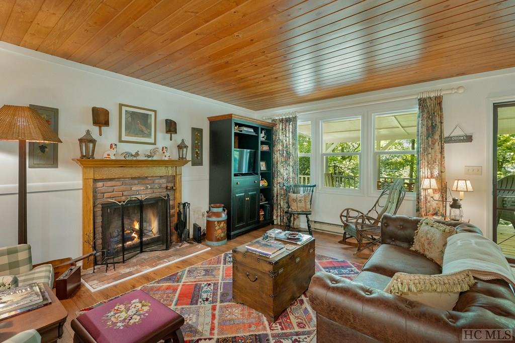 92 Hicks Road