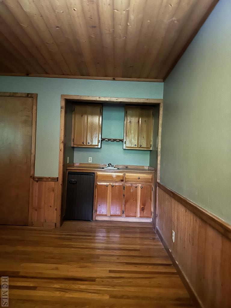 786 Blue Valley Road