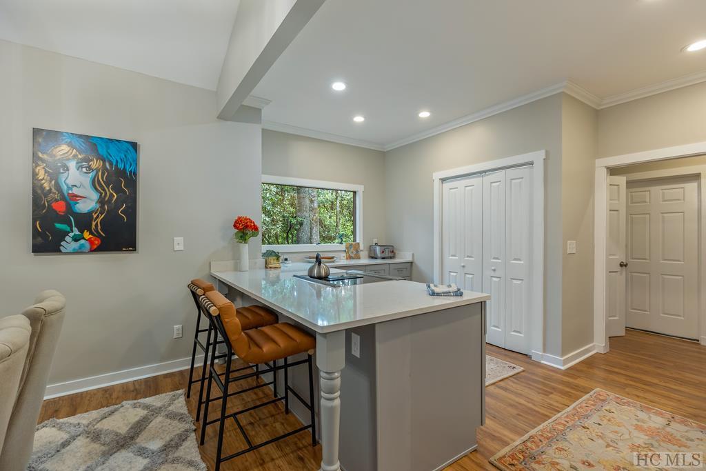 40 Honeysuckle Lane