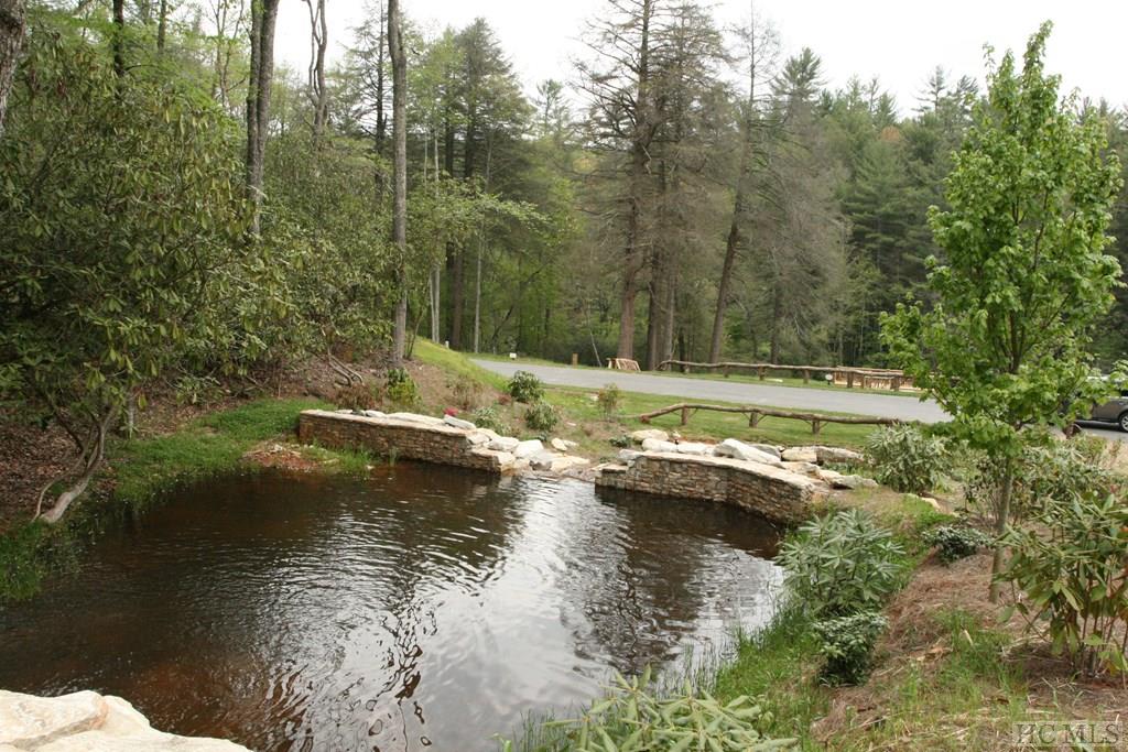 n/a Riverwalk Drive