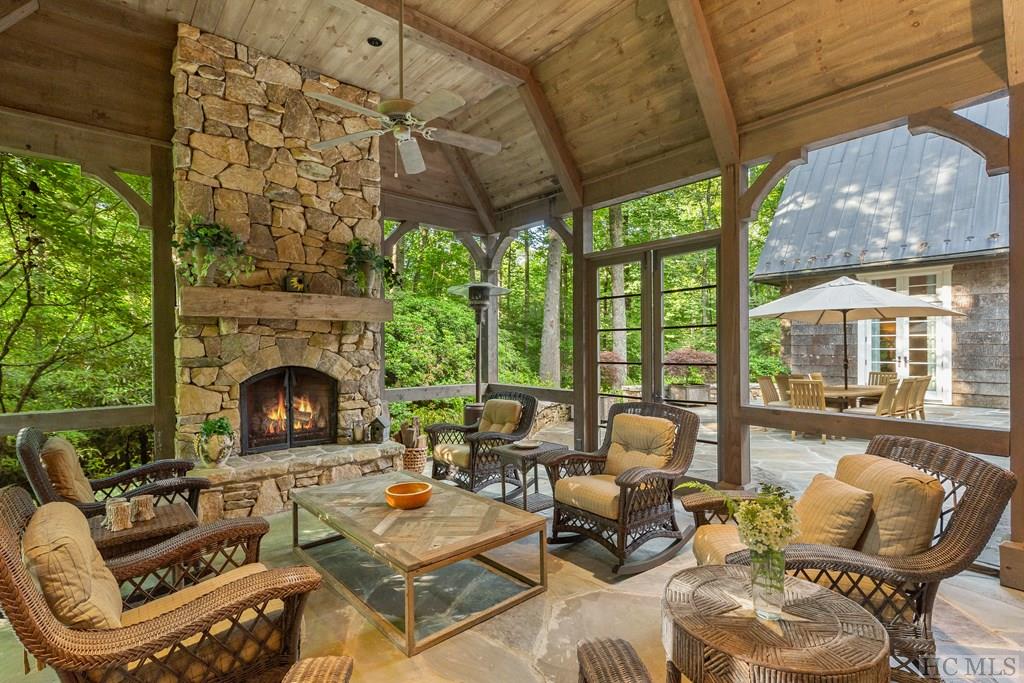 173 Lake Sequoyah Drive