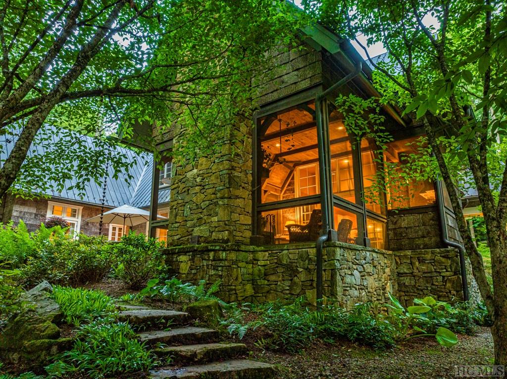 173 Lake Sequoyah Drive