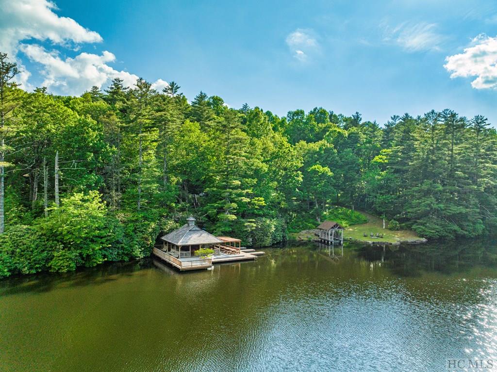 173 Lake Sequoyah Drive