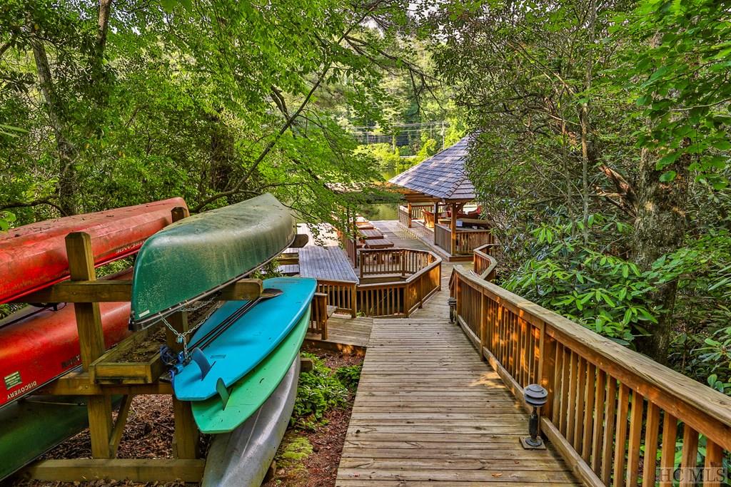 173 Lake Sequoyah Drive