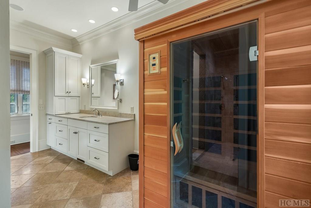 173 Lake Sequoyah Drive