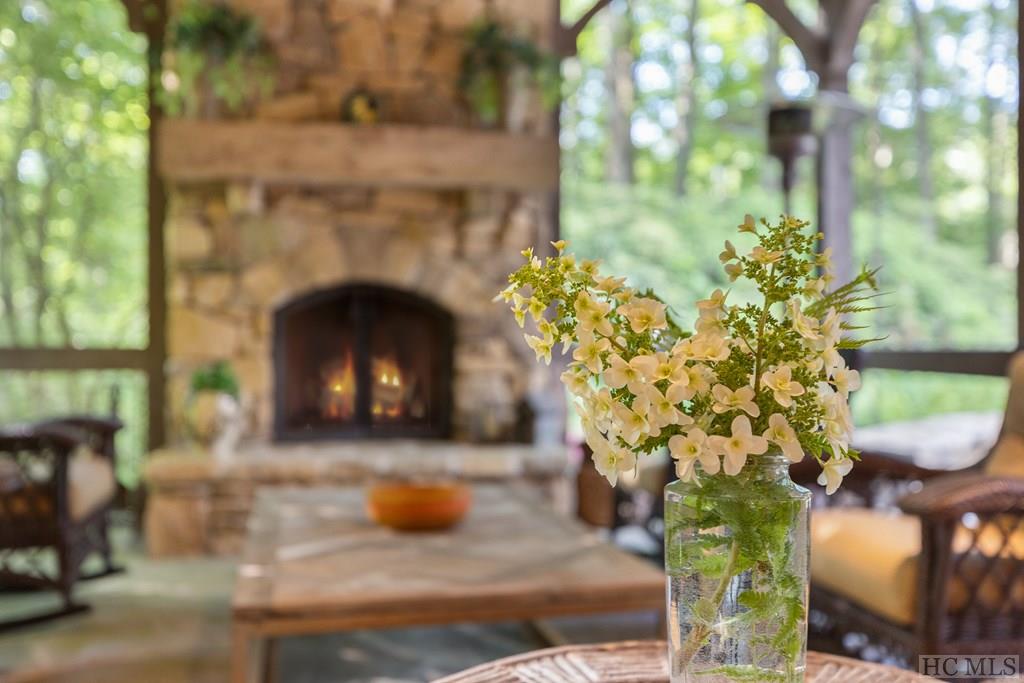 173 Lake Sequoyah Drive