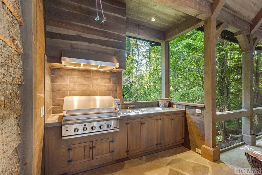 173 Lake Sequoyah Drive