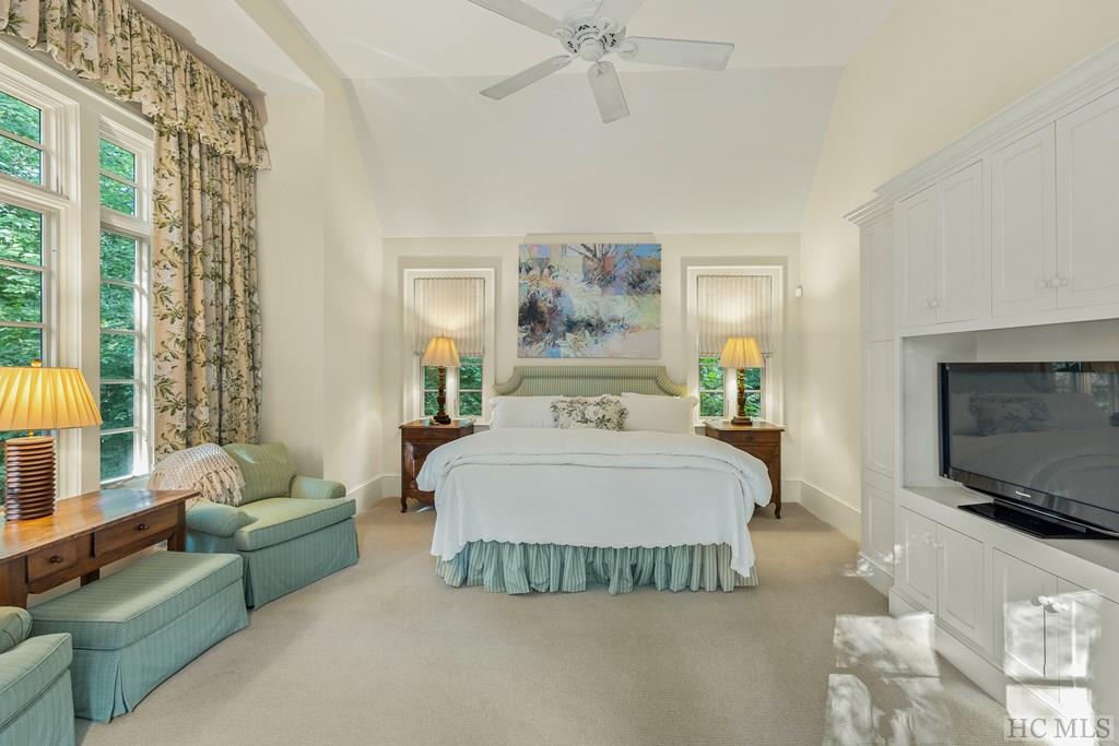 173 Lake Sequoyah Drive