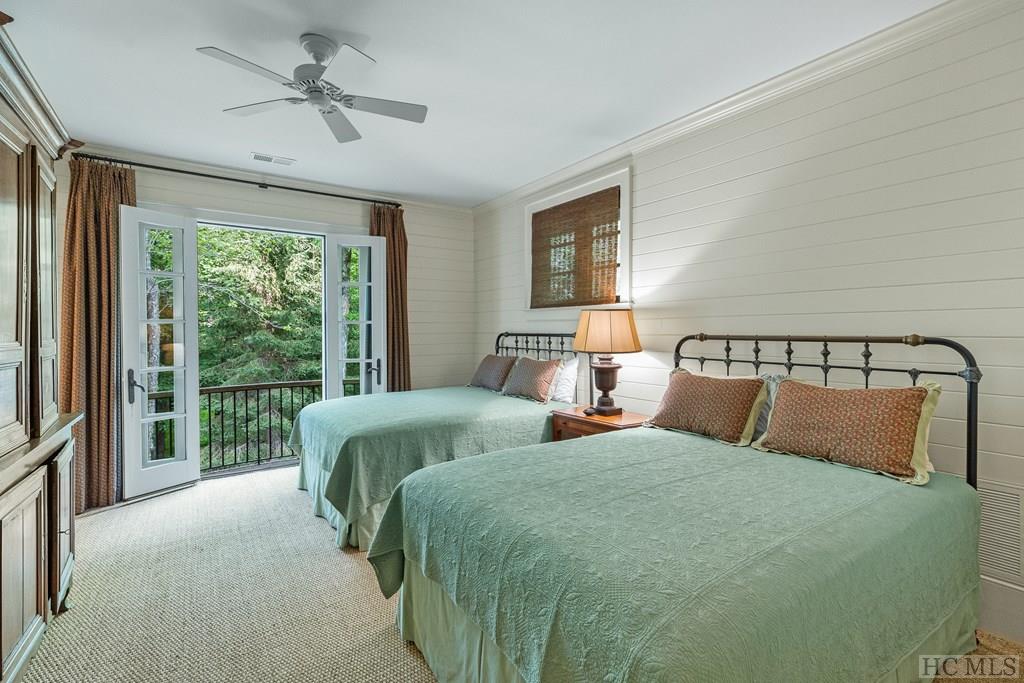 173 Lake Sequoyah Drive