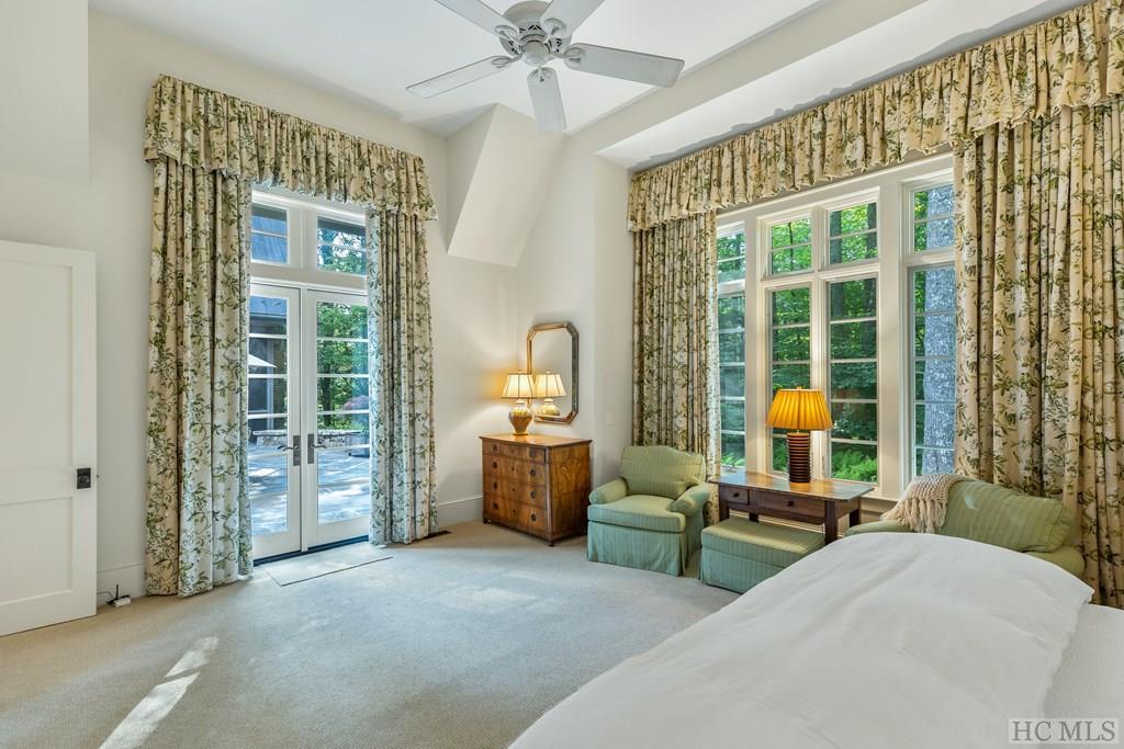 173 Lake Sequoyah Drive