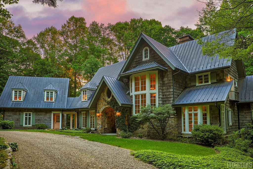 173 Lake Sequoyah Drive