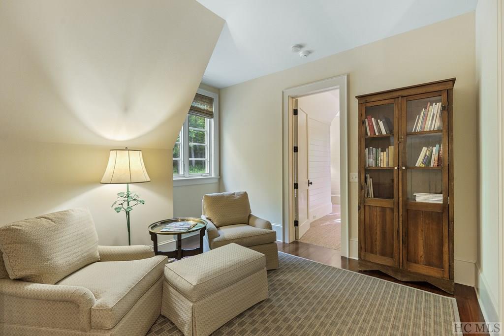 173 Lake Sequoyah Drive