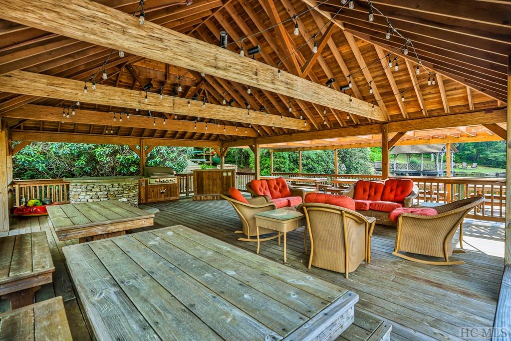 173 Lake Sequoyah Drive