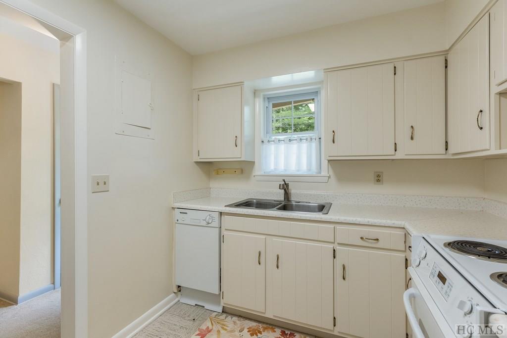 740 Horse Cove Road 3