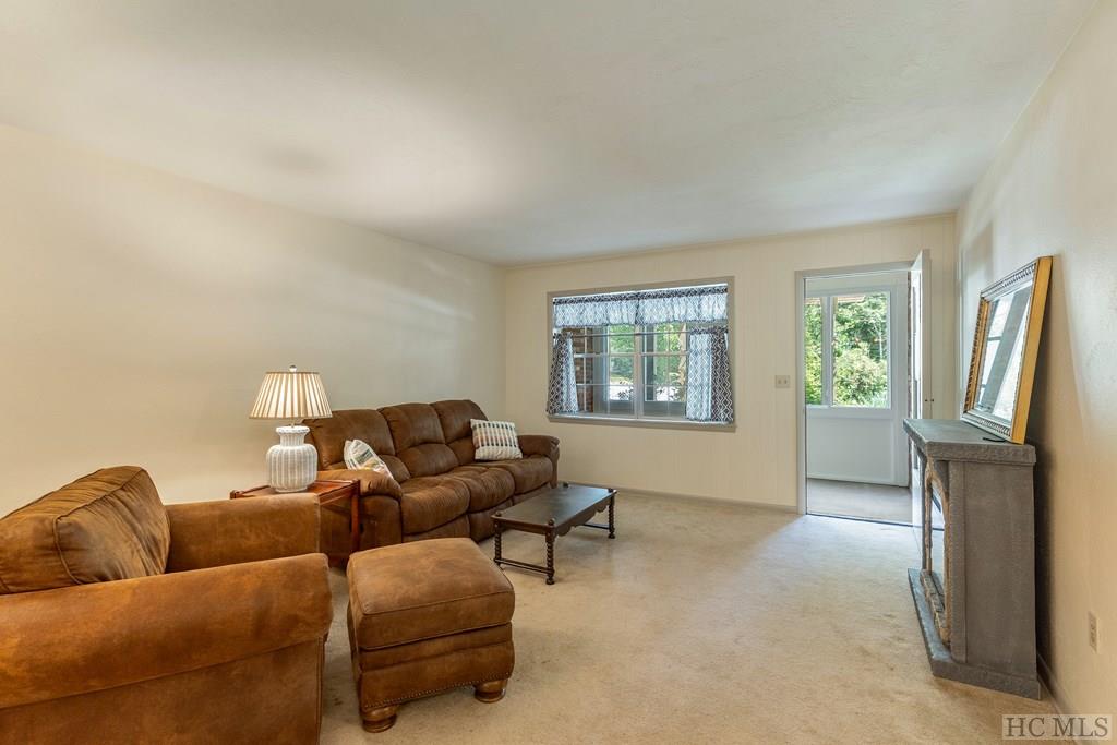 740 Horse Cove Road 3