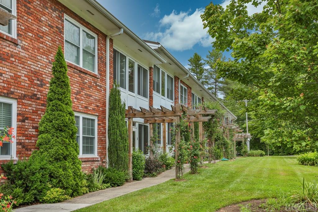 740 Horse Cove Road 3