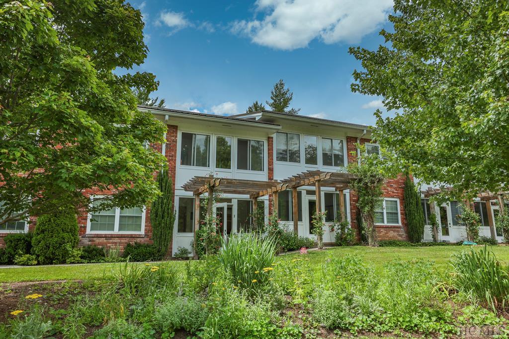 740 Horse Cove Road 3