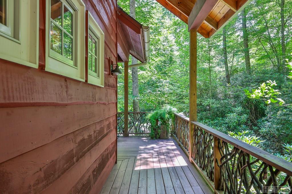 138 Honey Bee Bend