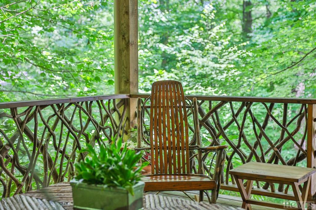 138 Honey Bee Bend