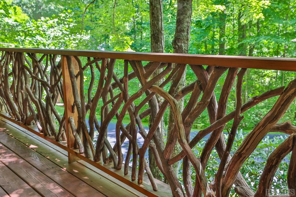 138 Honey Bee Bend