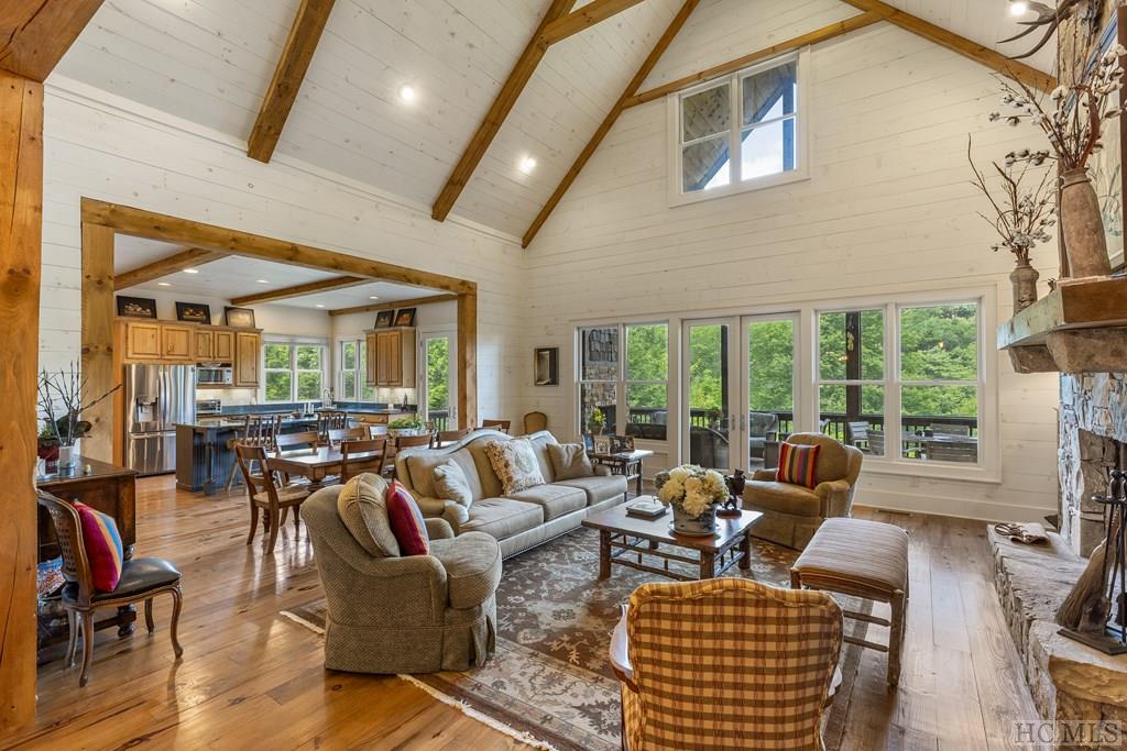 2162 Upper Divide Road