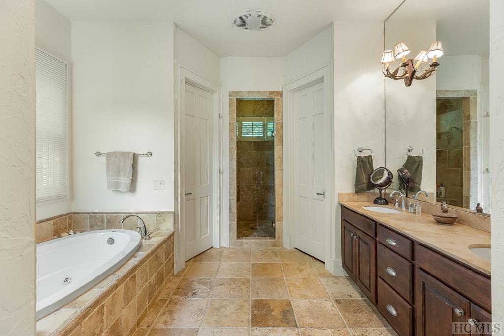 2162 Upper Divide Road