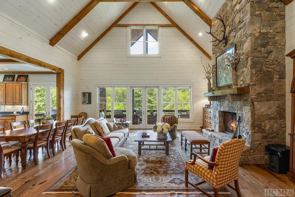 2162 Upper Divide Road