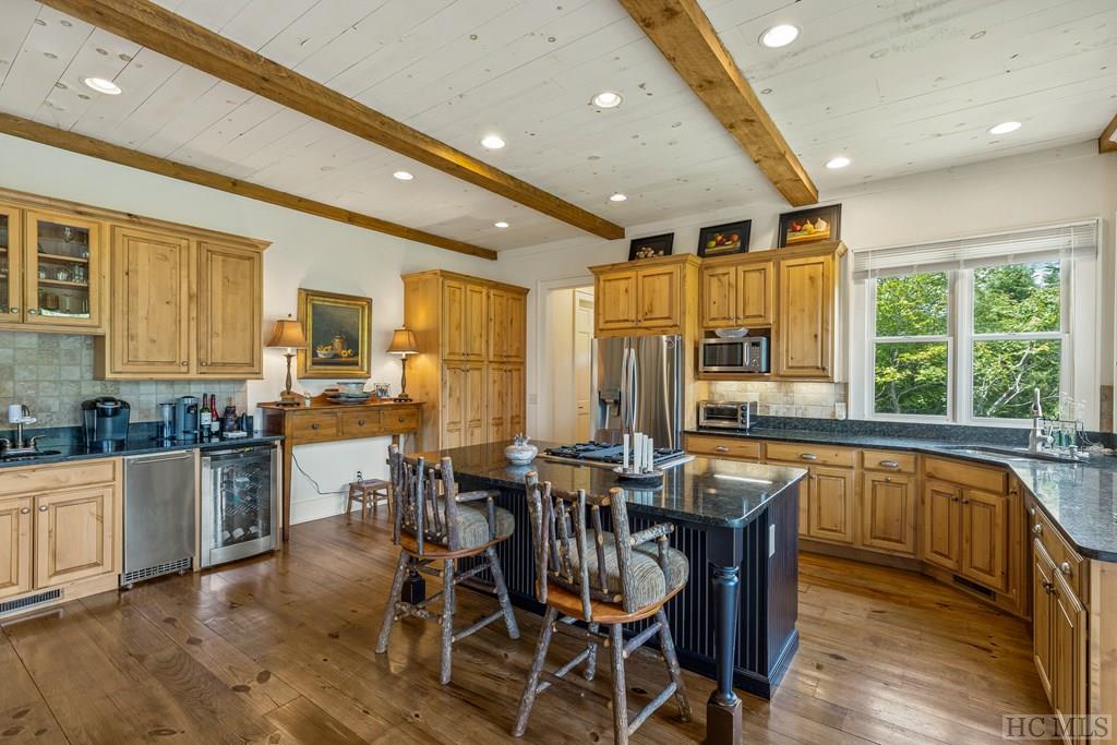 2162 Upper Divide Road