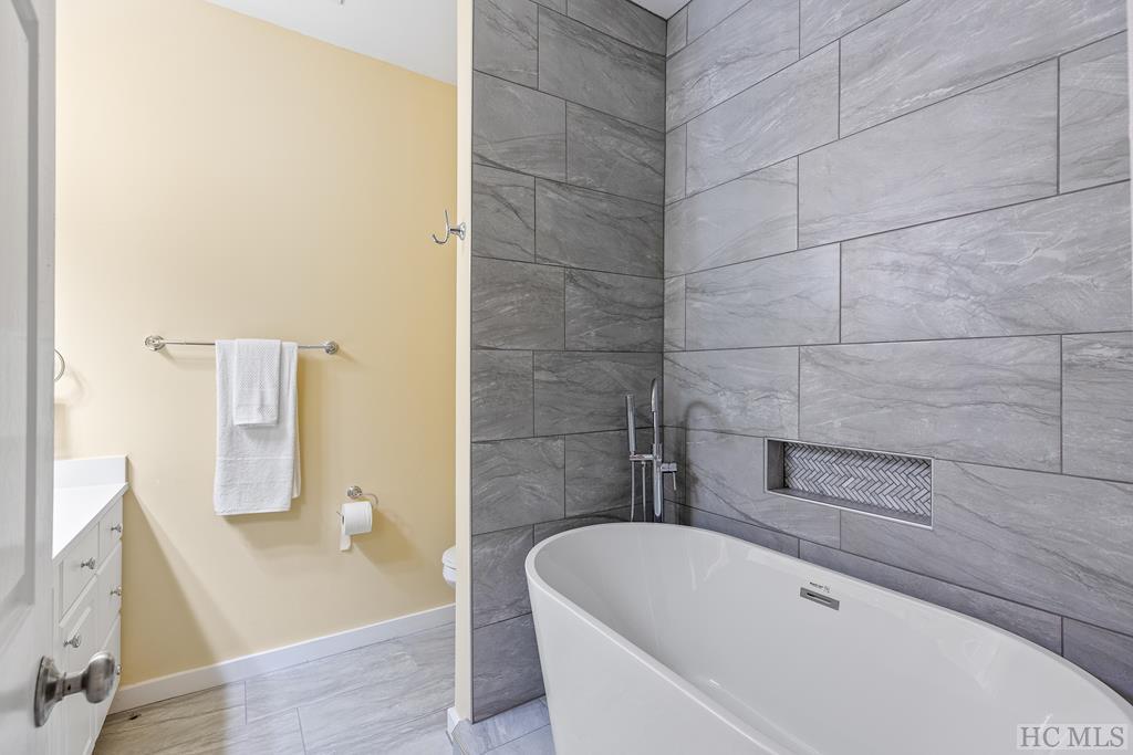 84 Clubhouse Trail 108