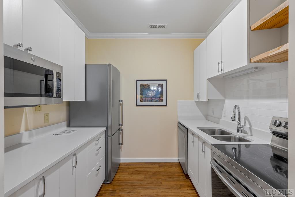 84 Clubhouse Trail 108