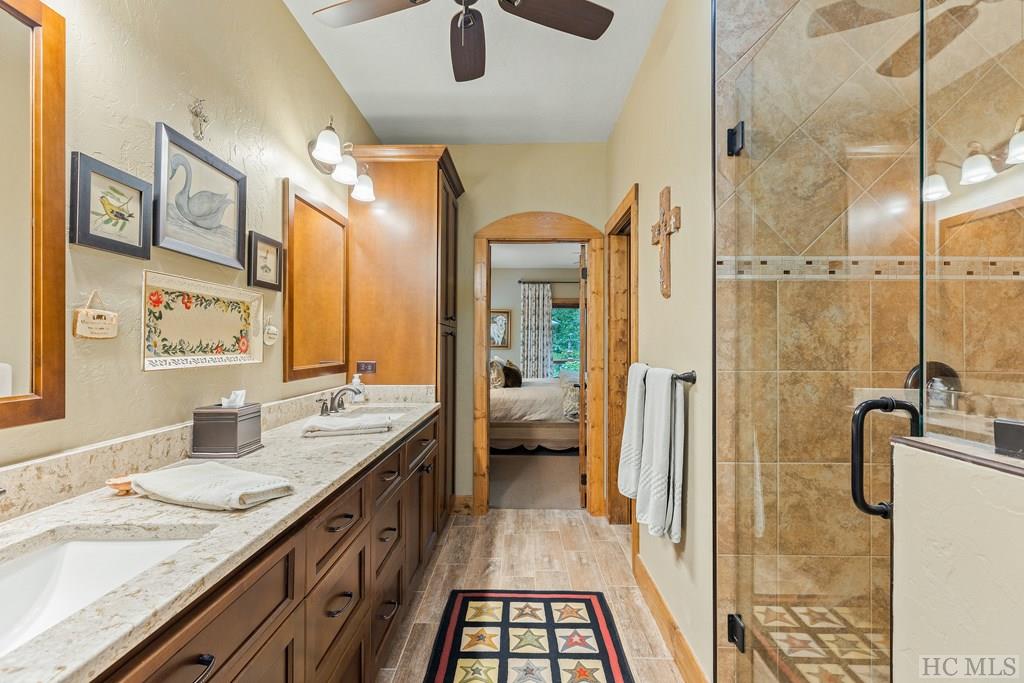 53 Ridge Lane
