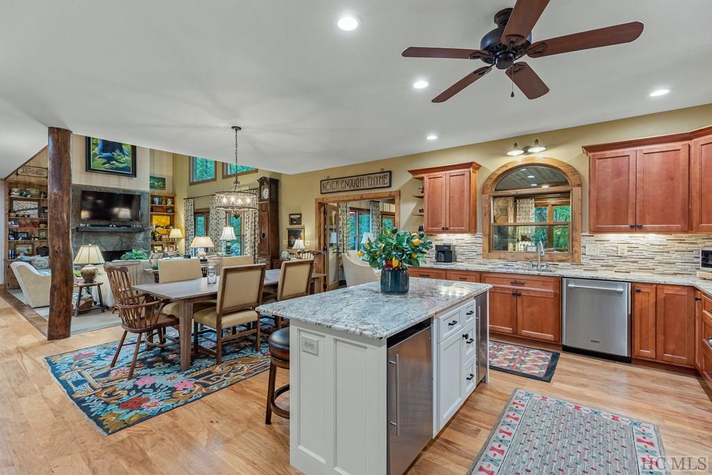 53 Ridge Lane
