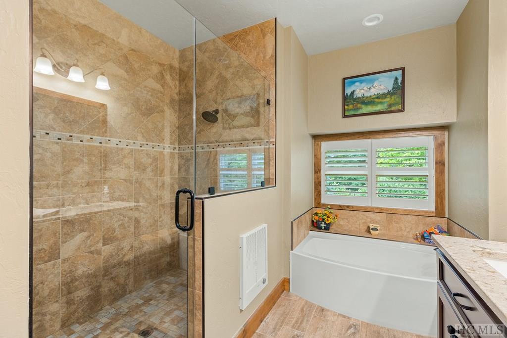53 Ridge Lane