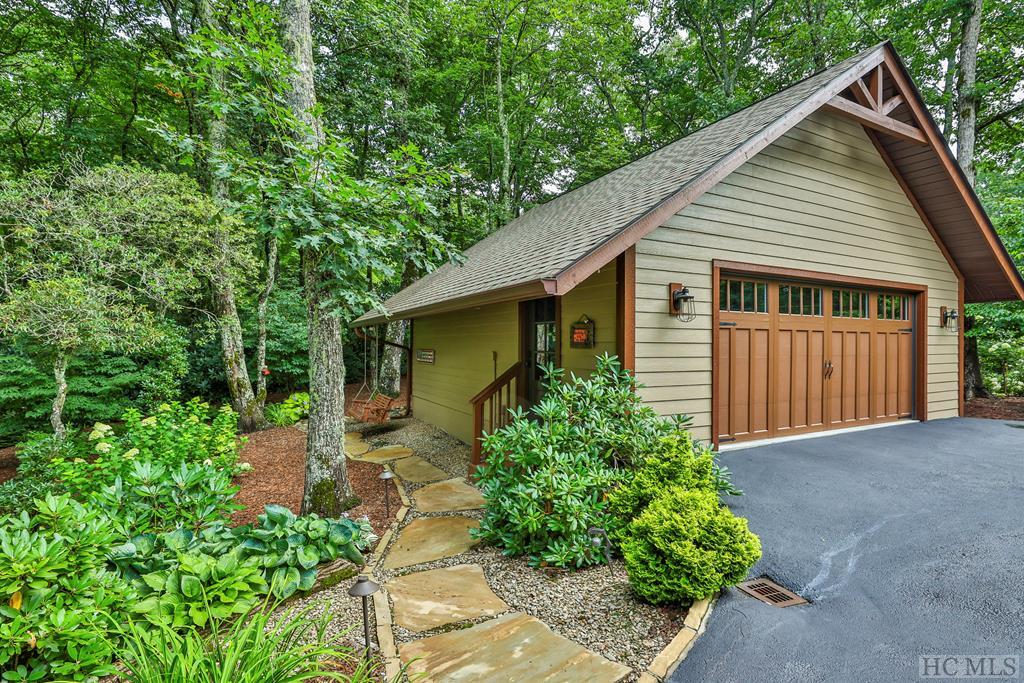 53 Ridge Lane