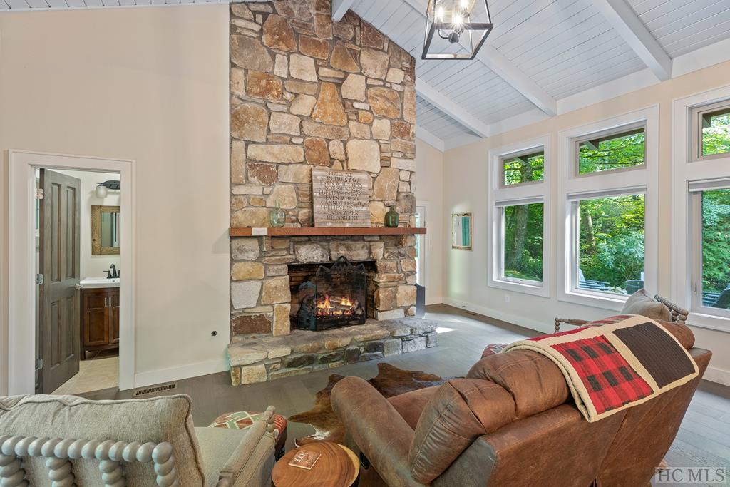 436 Natureview Lane