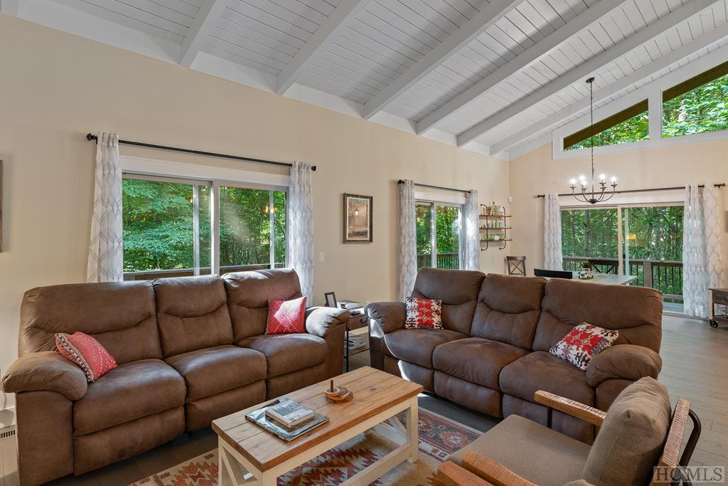 436 Natureview Lane