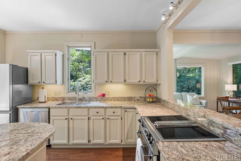 107 Chestnut Cove D