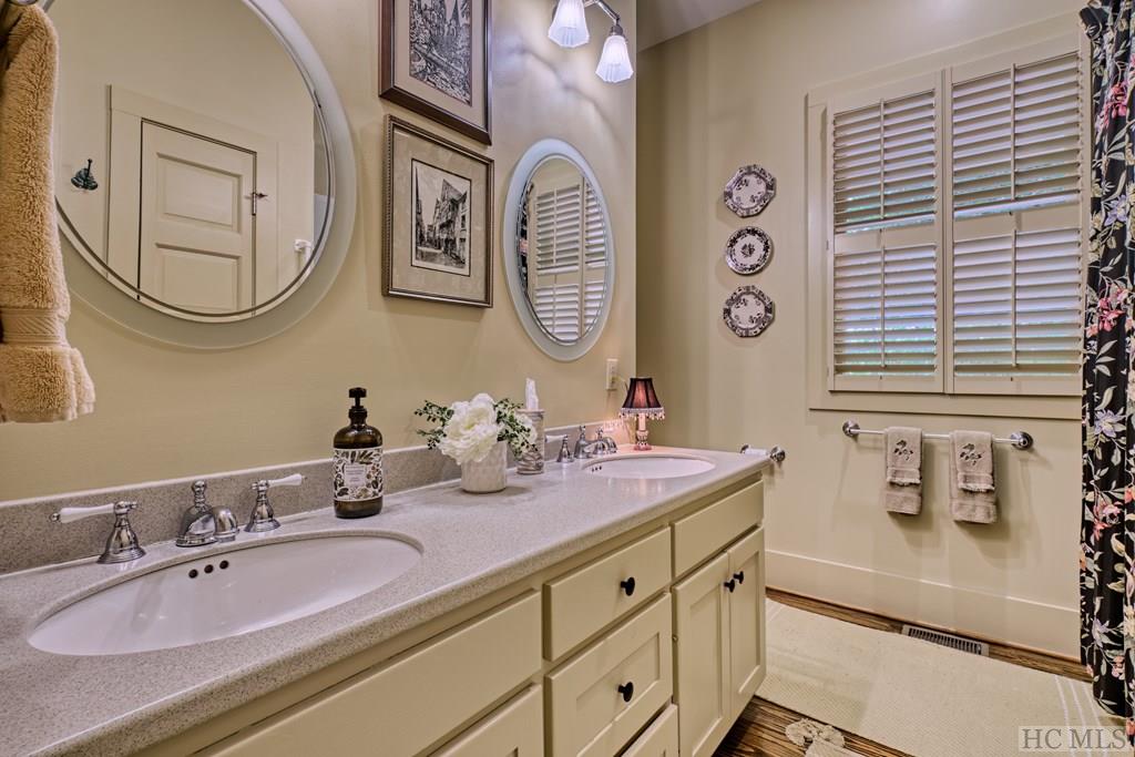 31 Randall Road