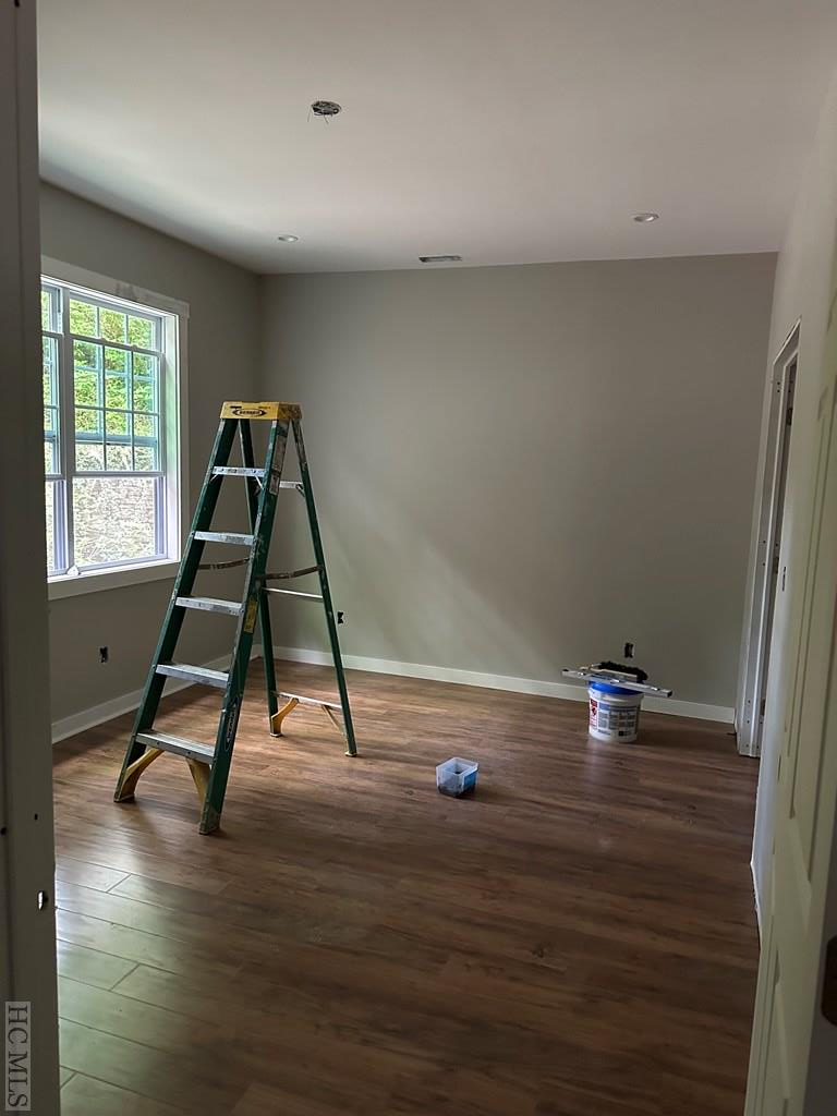 16 Honeysuckle Lane