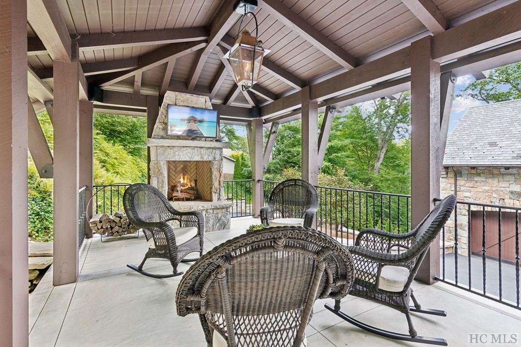 339 Moorewood Road