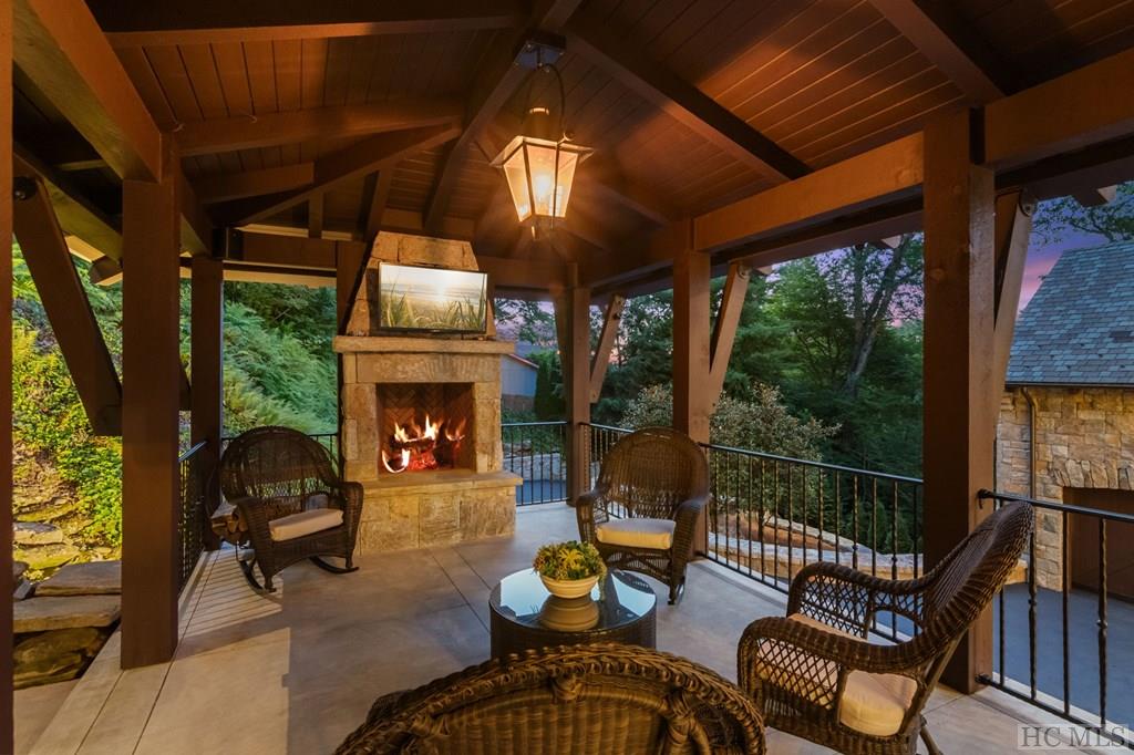339 Moorewood Road