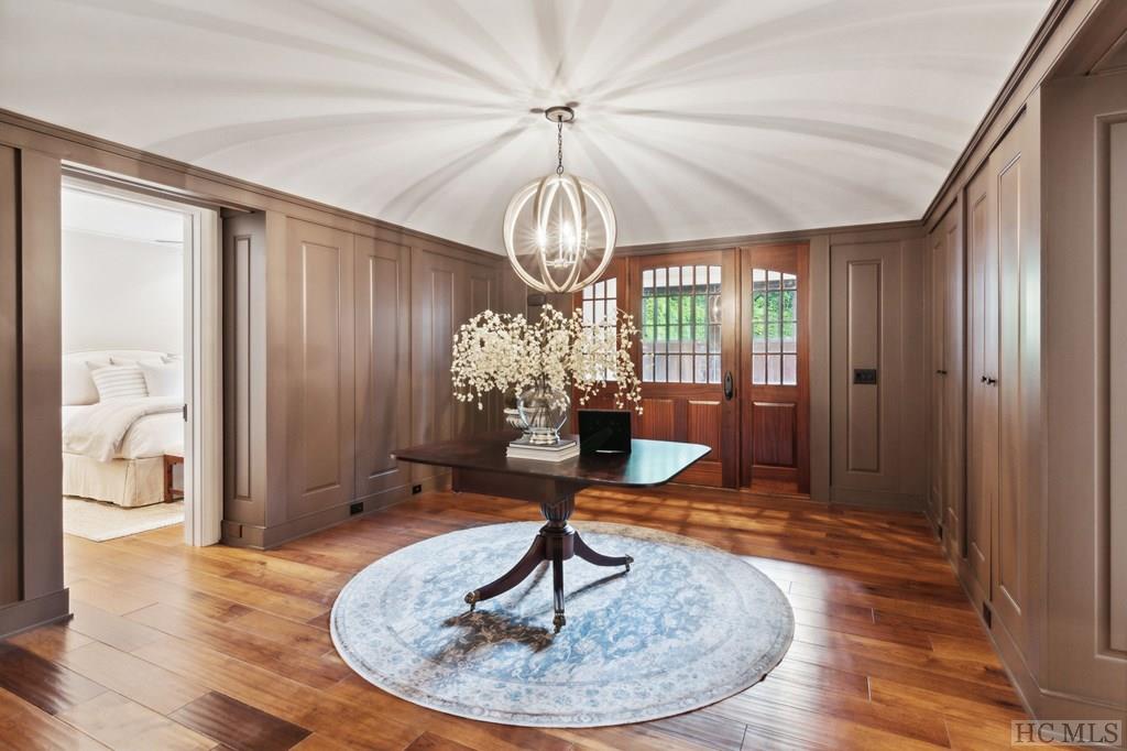 339 Moorewood Road