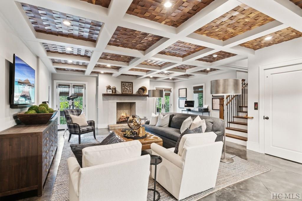 339 Moorewood Road