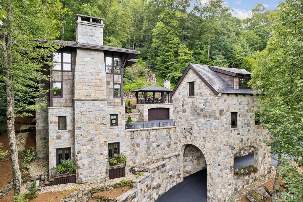 339 Moorewood Road