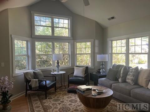 31 Chestnut Hill Rd.