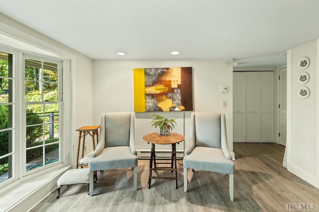 25 Martha's Lane