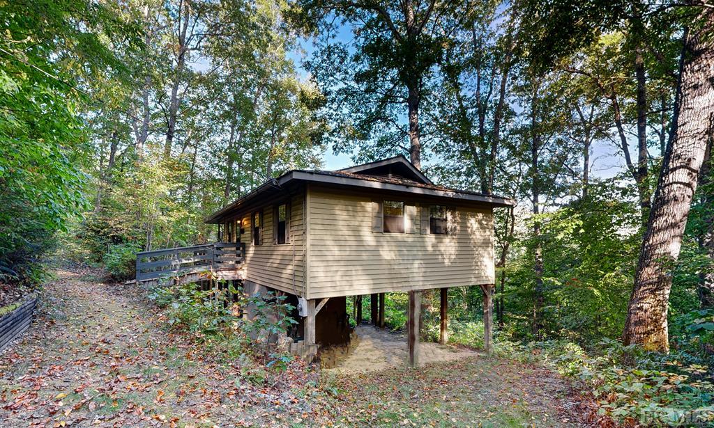 353 Vistawilla Drive