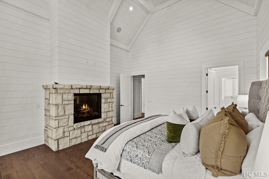 33 Sanctuary Ridge Road