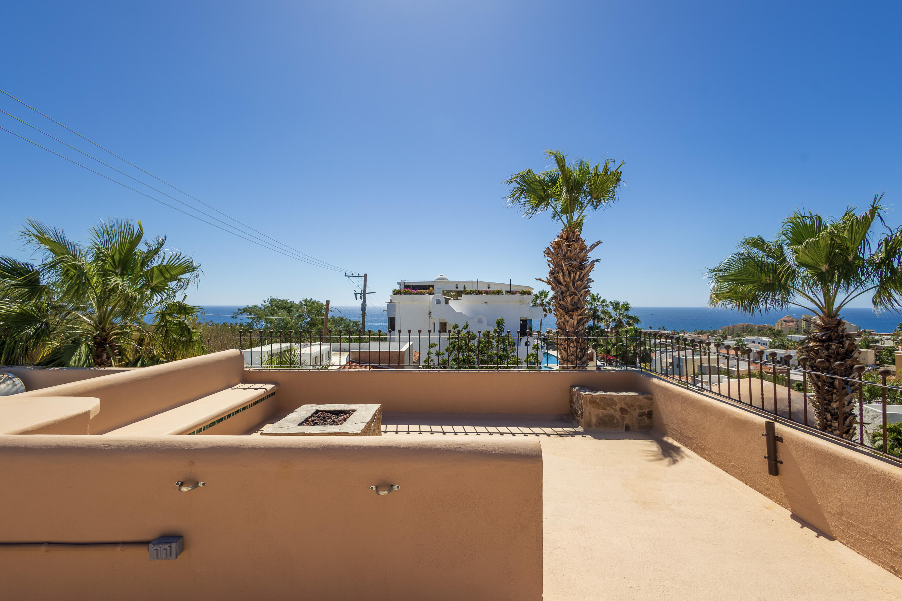 17 Paseo de Los Cabos, Casa Connie