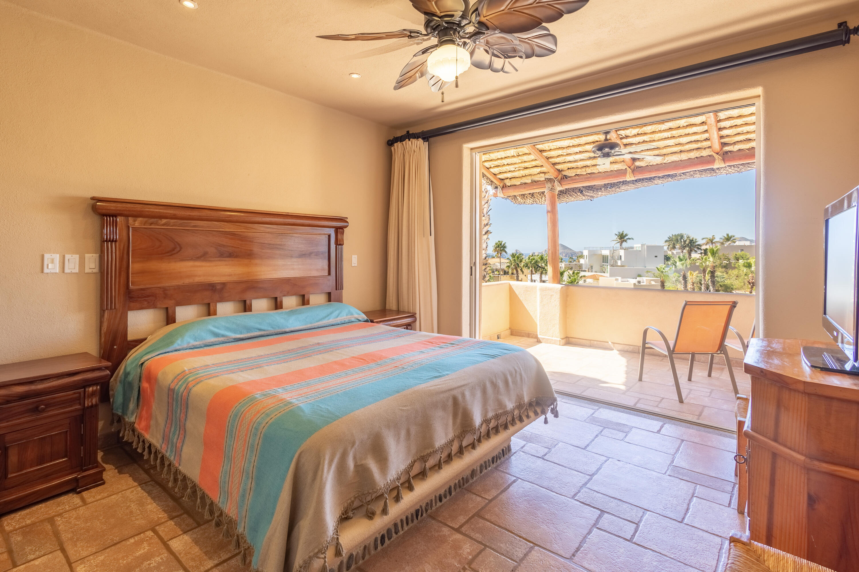 17 Paseo de Los Cabos, Casa Connie